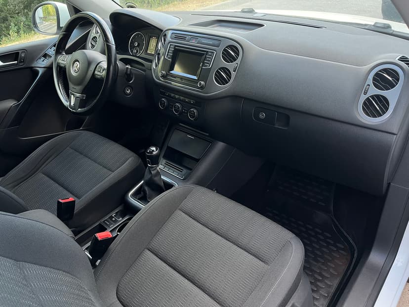 volkswagen-tiguan-2015-51-23