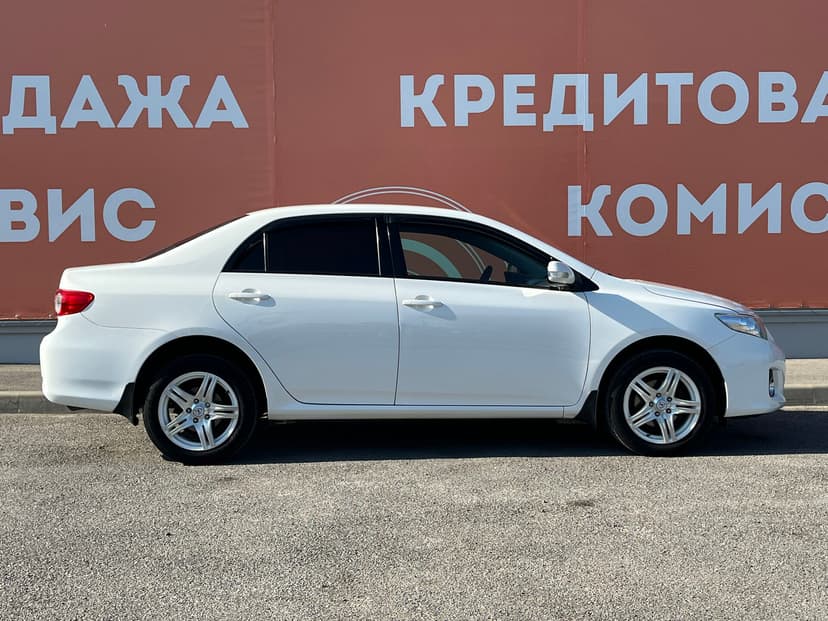 toyota-corolla-2012-89-3