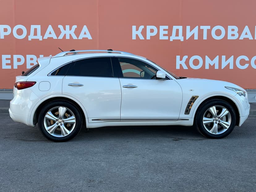 infiniti-fx37-2011-81-3