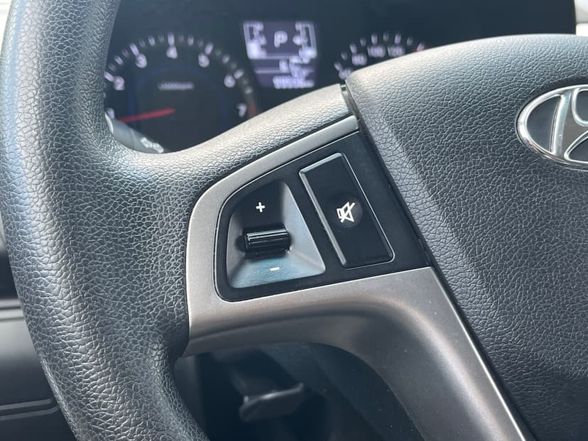 hyundai-solaris-2015-27-13