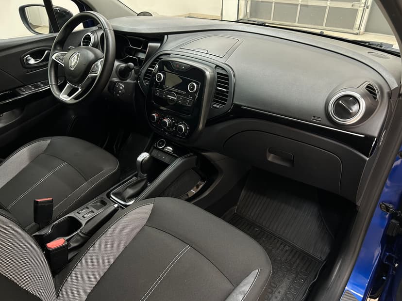 renault-kaptur-2022-570-27