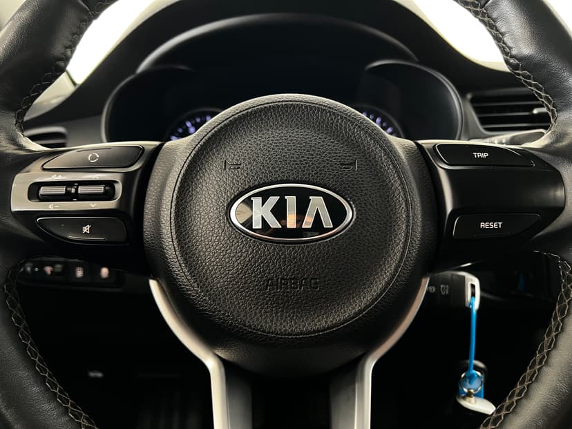 kia-rio-2019-1231-15