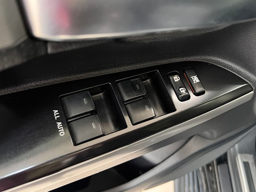 toyota-land cruiser-2015-6-28