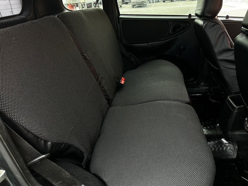 chevrolet-niva-2011-85-24