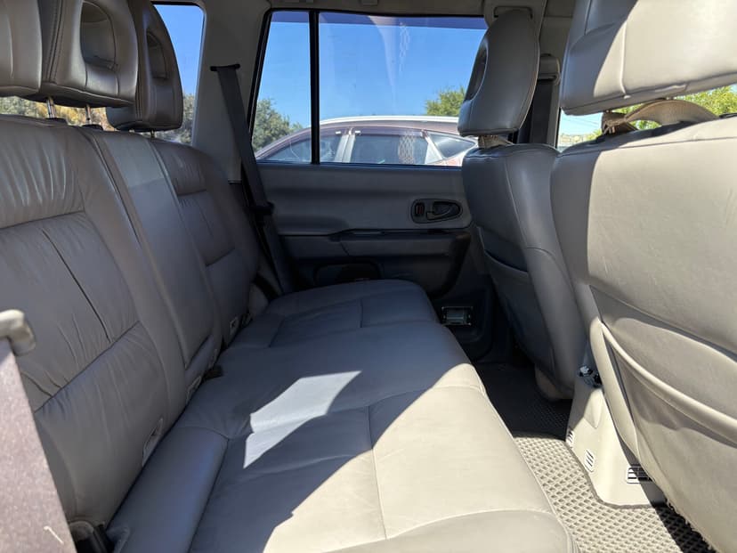 mitsubishi-pajero sport-2002-230-26