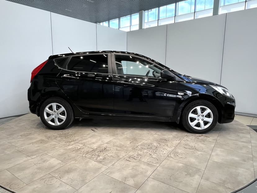 hyundai-solaris-2012-421-5