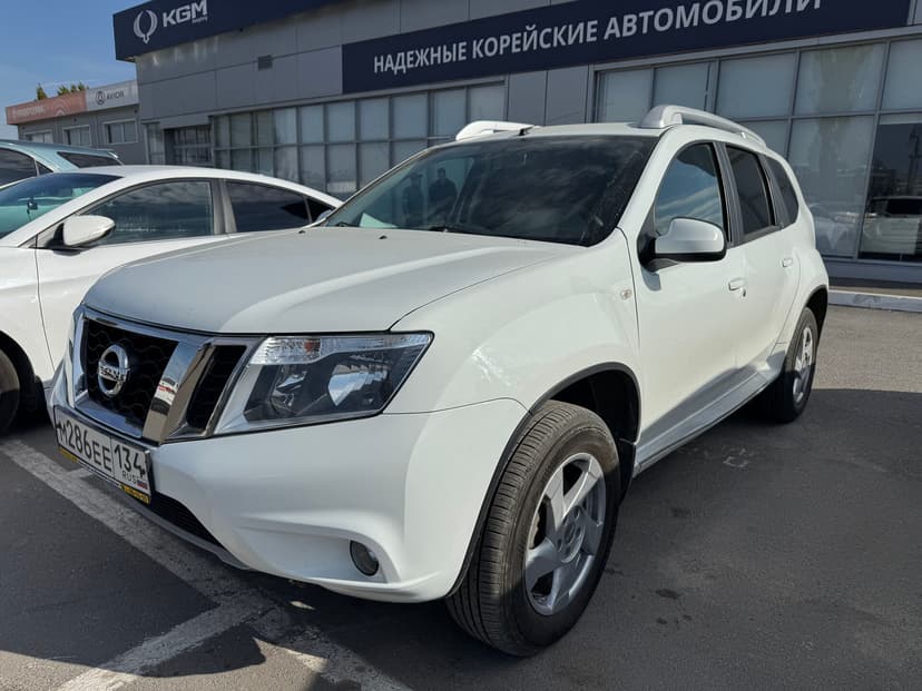 nissan-terrano-2016-372-0