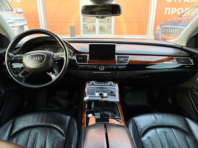 audi-a8-2011-360-10