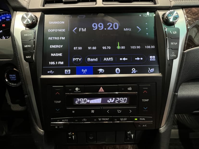 toyota-camry-2017-1100-12