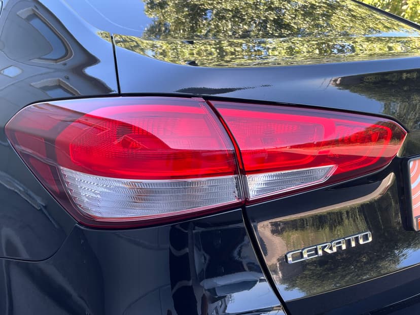 kia-cerato-2017-60-32
