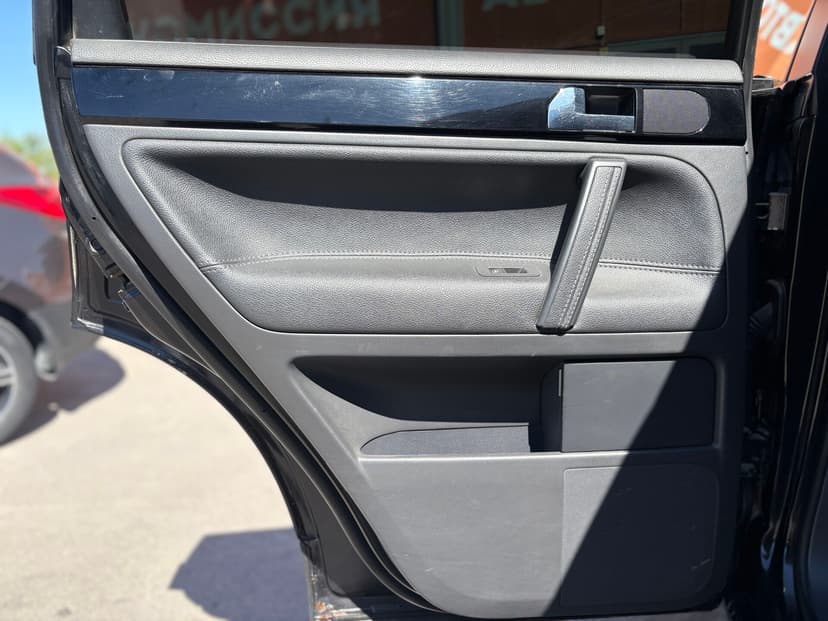volkswagen-touareg-2007-236-28