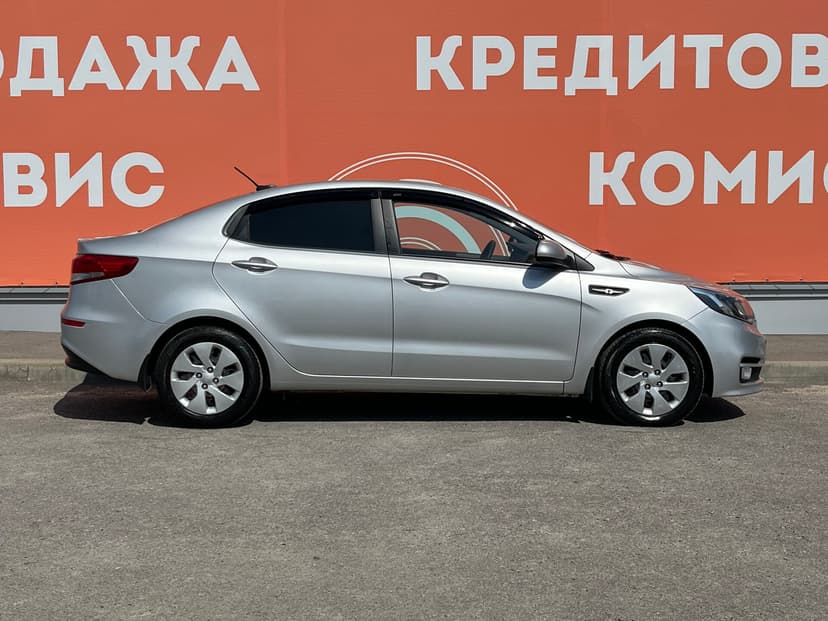 kia-rio-2017-39-3