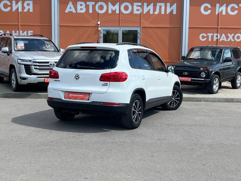 volkswagen-tiguan-2015-197-4