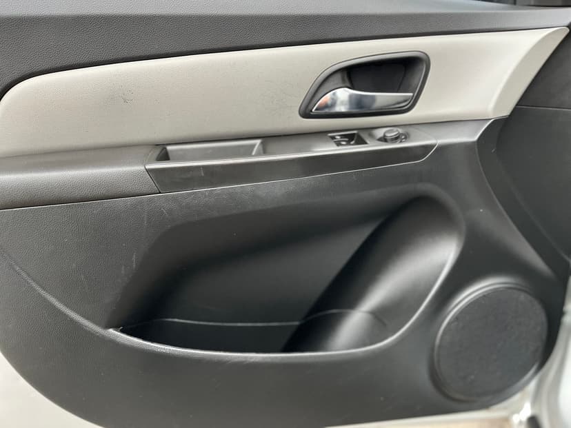 chevrolet-cruze-2013-745-21