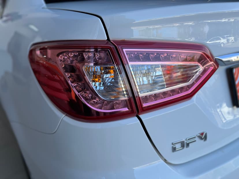 dongfeng-s30-2014-449-9