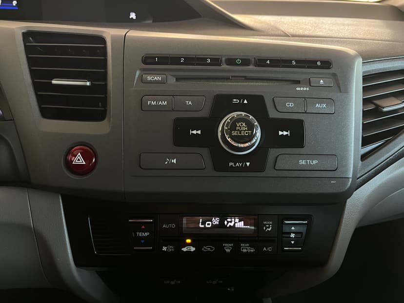honda-civic-2012-242-20