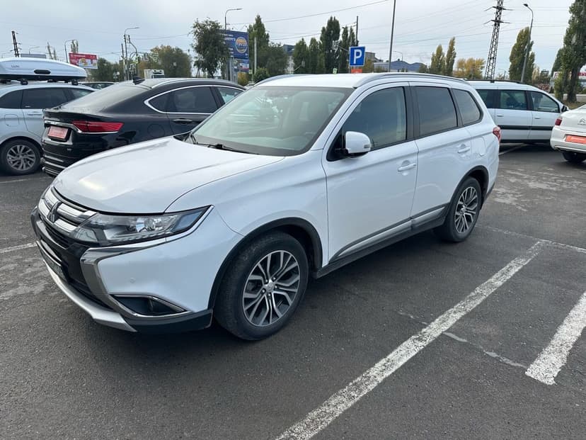 mitsubishi-outlander-2018-635-0