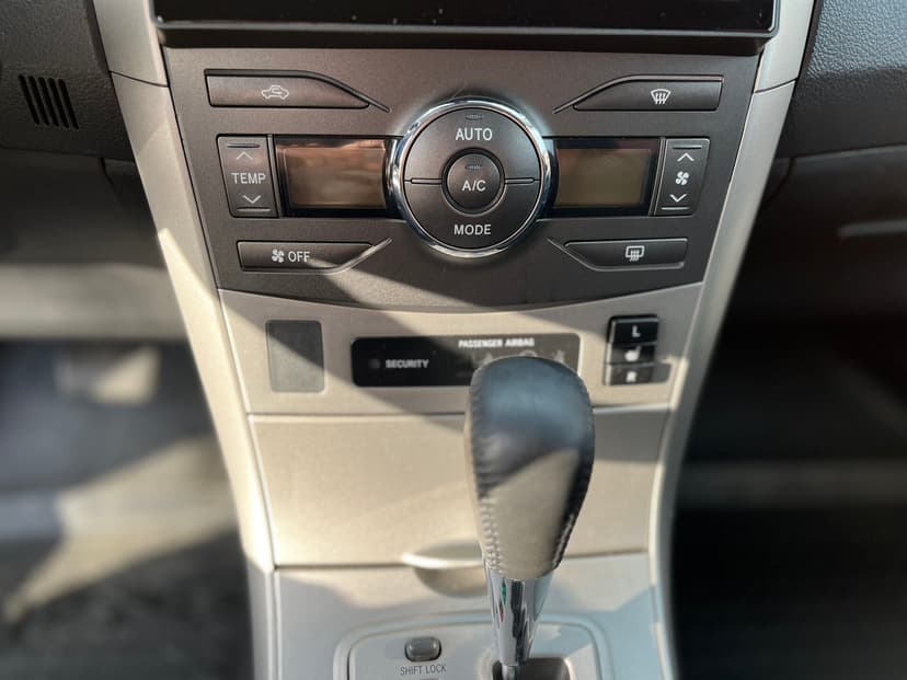 toyota-corolla-2010-338-17