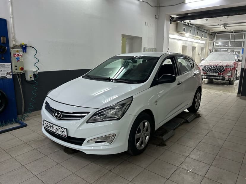 hyundai-solaris-2015-494-0