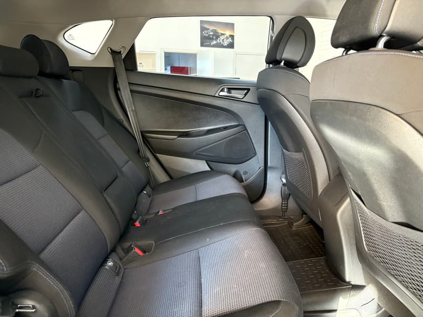 hyundai-tucson-2016-207-27
