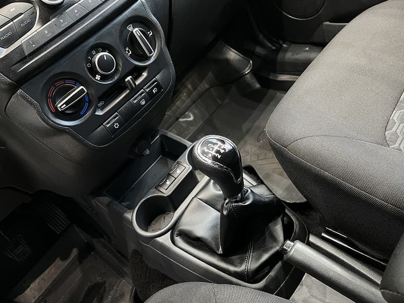 ваз (lada)-granta-2019-1084-8