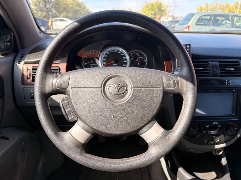 daewoo-gentra-2013-354-11