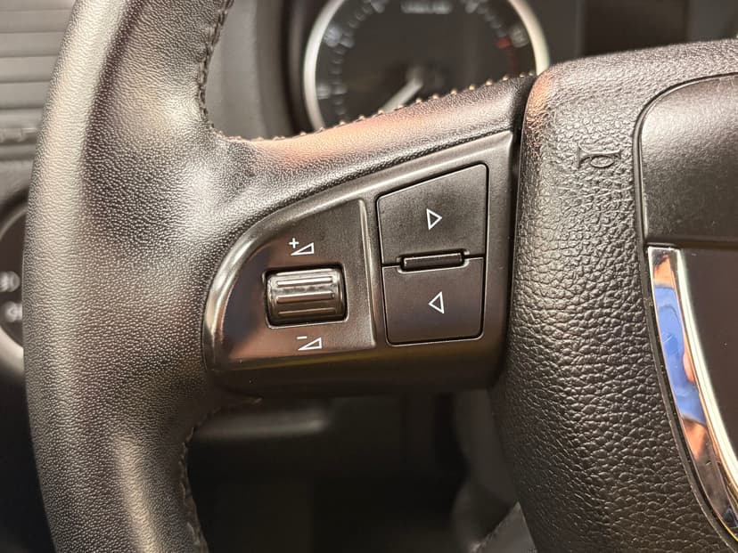 skoda-octavia-2011-519-12