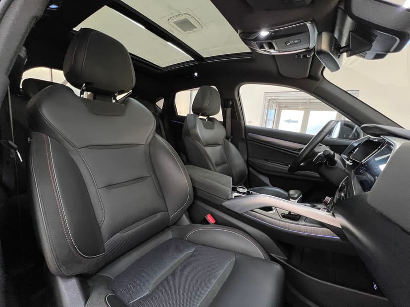 geely-tugella-2023-368-36