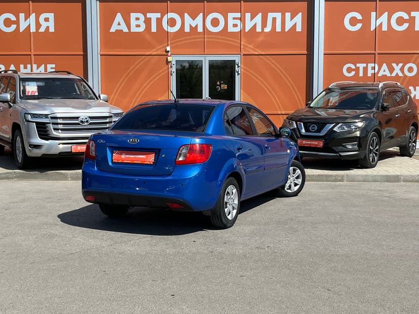 kia-rio-2010-208-4