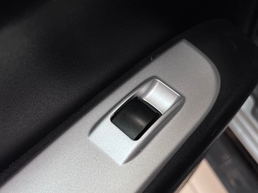 mitsubishi-l200-2014-379-19