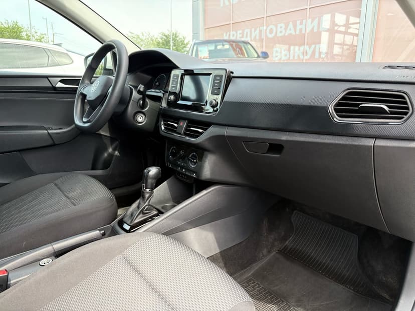 volkswagen-polo-2021-117-11