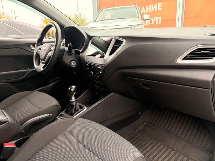 hyundai-solaris-2019-469-24