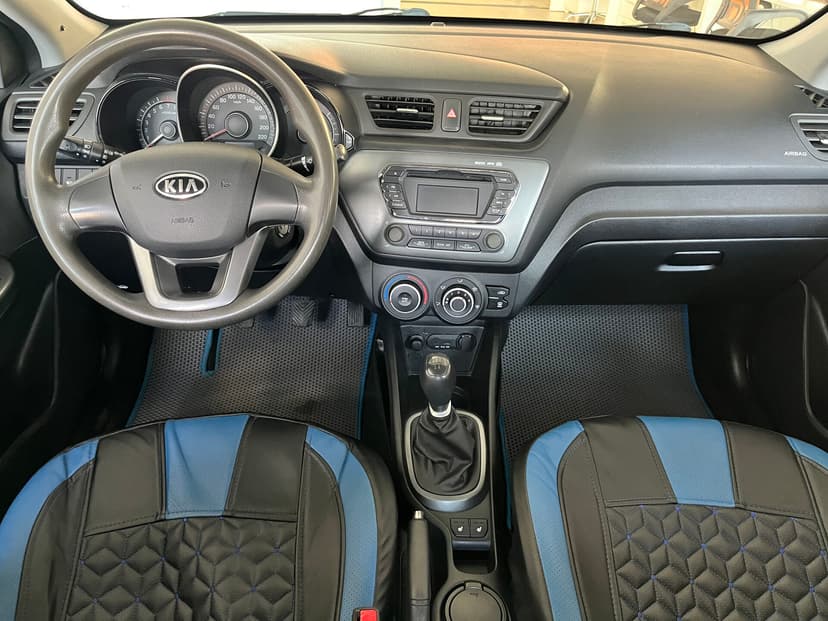kia-rio-2012-252-12