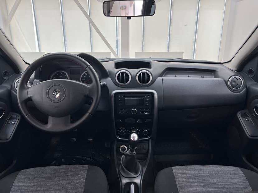 renault-duster-2013-321-11