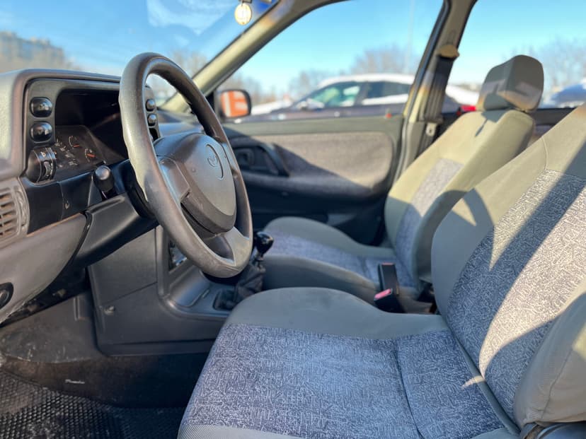 daewoo-nexia-2007-996-16