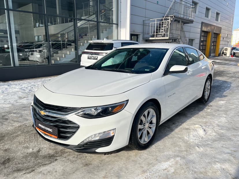 chevrolet-malibu-2021-1110-0