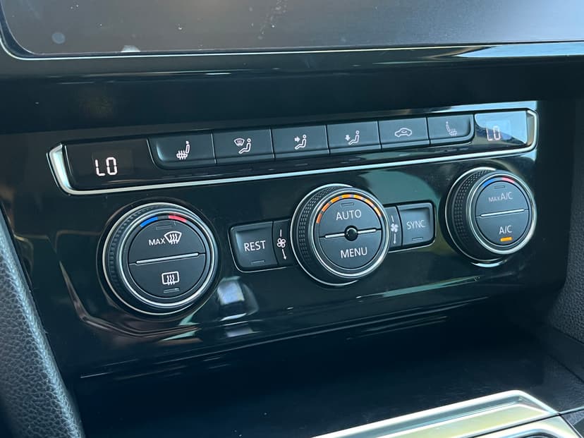 volkswagen-passat-2018-61-10
