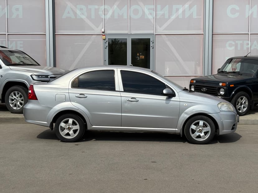 chevrolet-aveo-2008-176-3