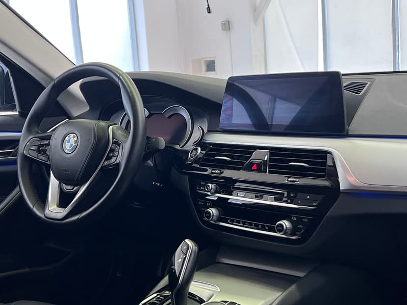 bmw-5 серия-2017-10-19