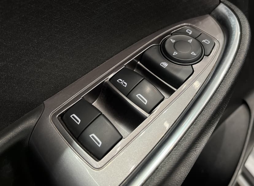 chevrolet-malibu-2021-1110-10