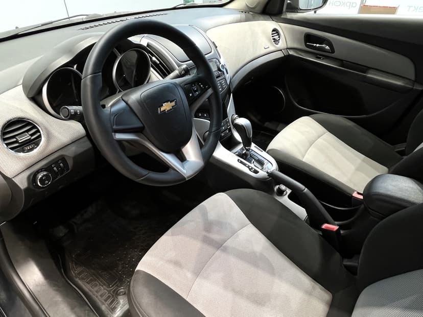 chevrolet-cruze-2012-1136-4