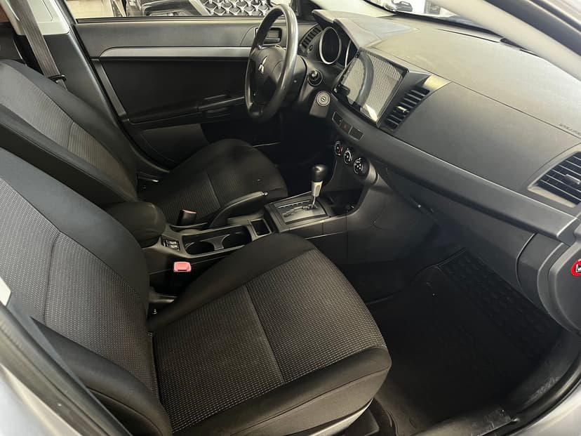 mitsubishi-lancer-2008-550-22