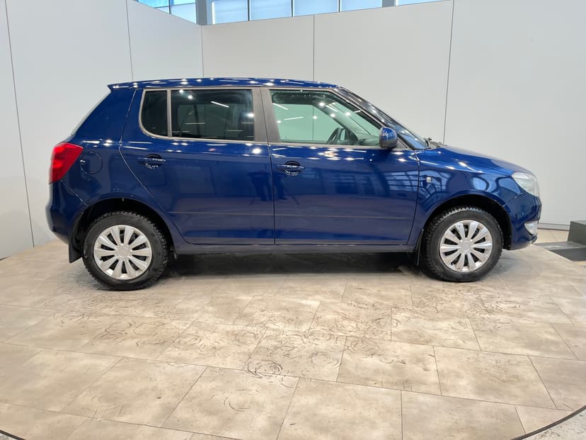skoda-fabia-2013-1160-6