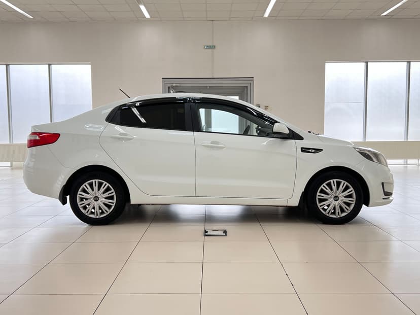 kia-rio-2014-363-5