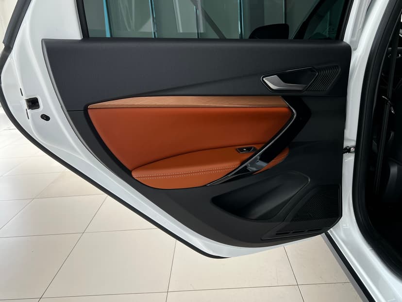 ваз (lada)-vesta cross-2024-1226-30