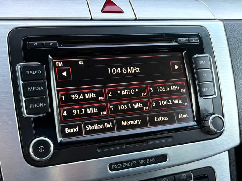 volkswagen-passat cc-2008-307-11