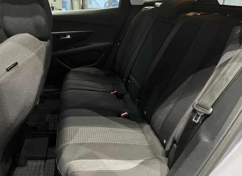 peugeot-3008-2018-1123-7