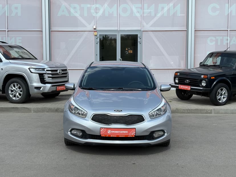 kia-ceed-2013-175-1