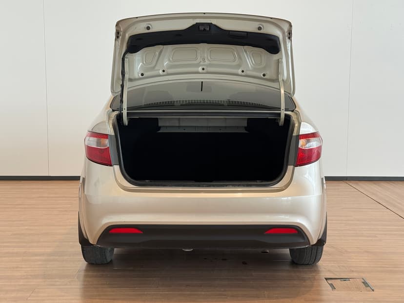 kia-rio-2013-504-5