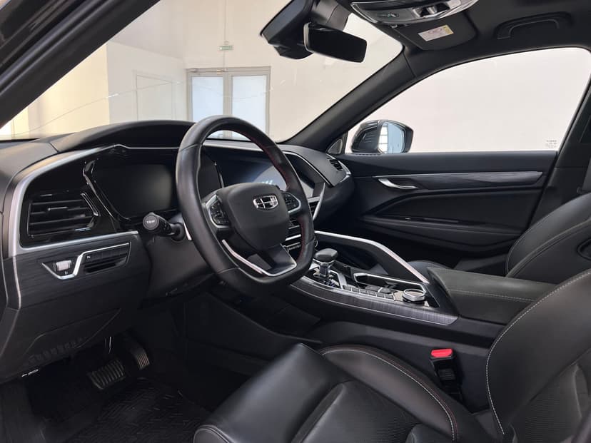 geely-tugella-2023-368-17